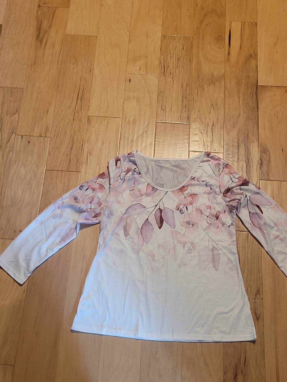 Women's Scoop Neck Floral Long-Sleeve Top - Pink/White